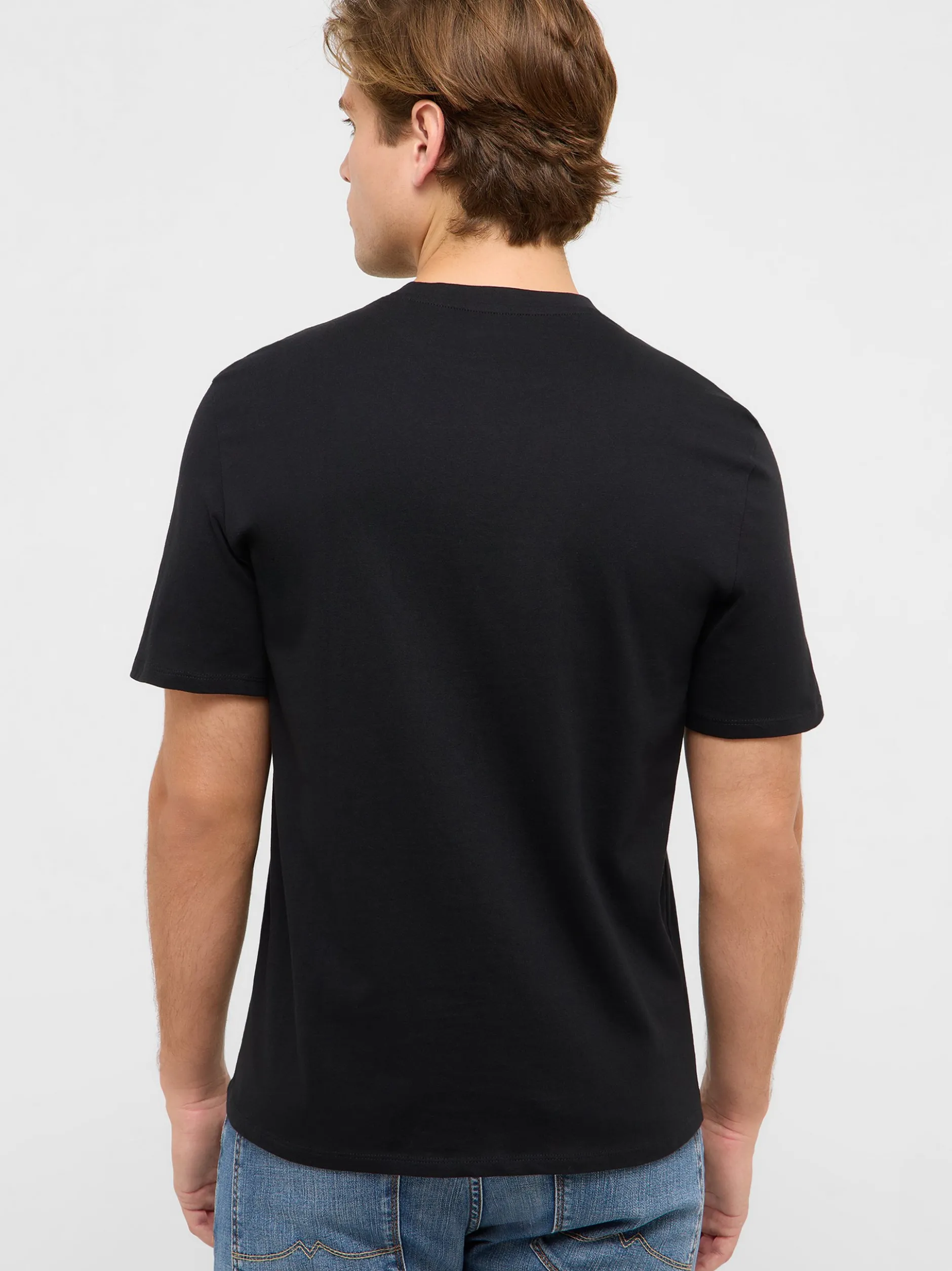 Mustang Herren T-Shirt in schwarz - Ausschnitt: Rundhals