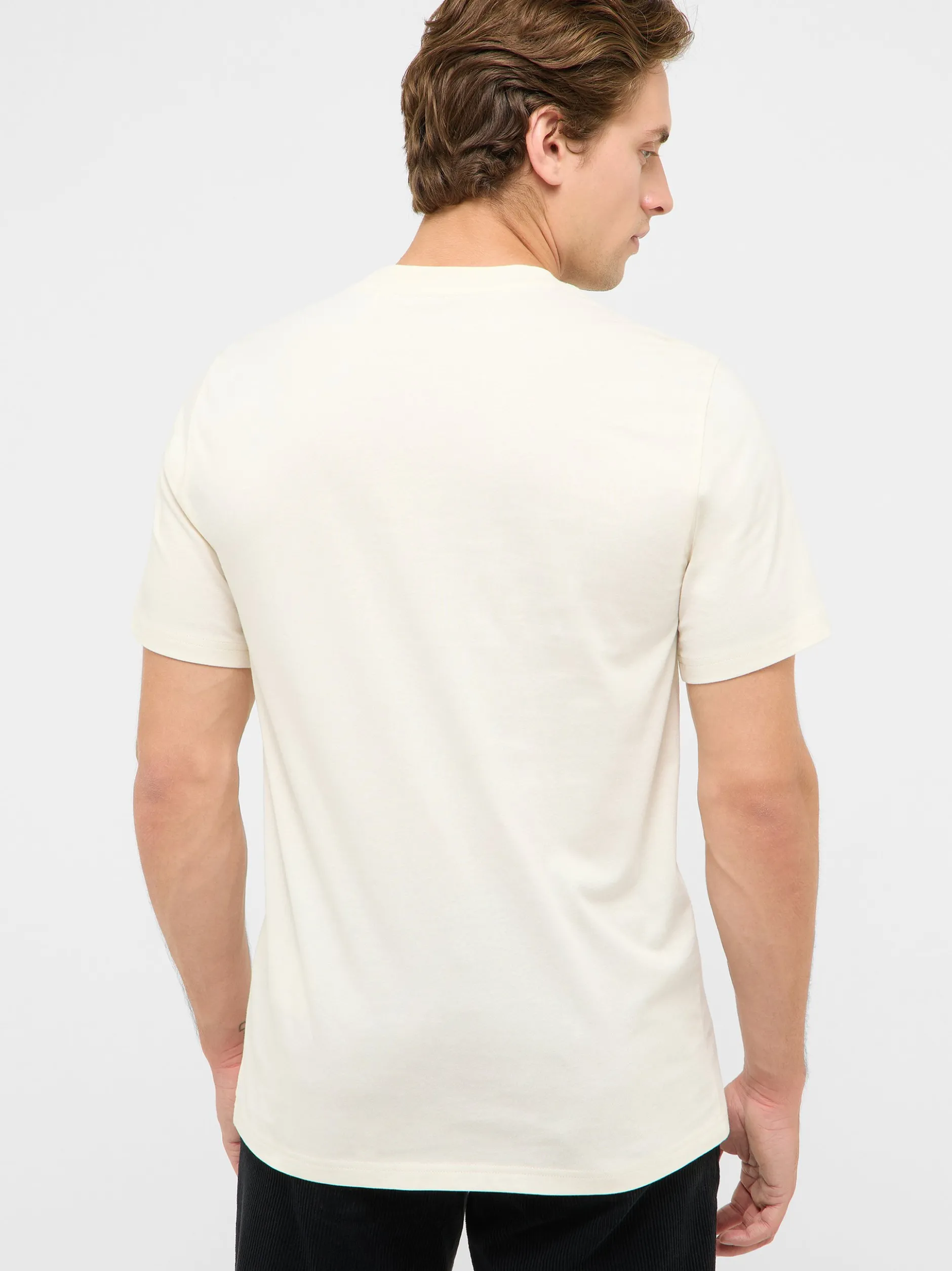 Mustang Herren T-Shirt in weiß - Ausschnitt: Rundhals