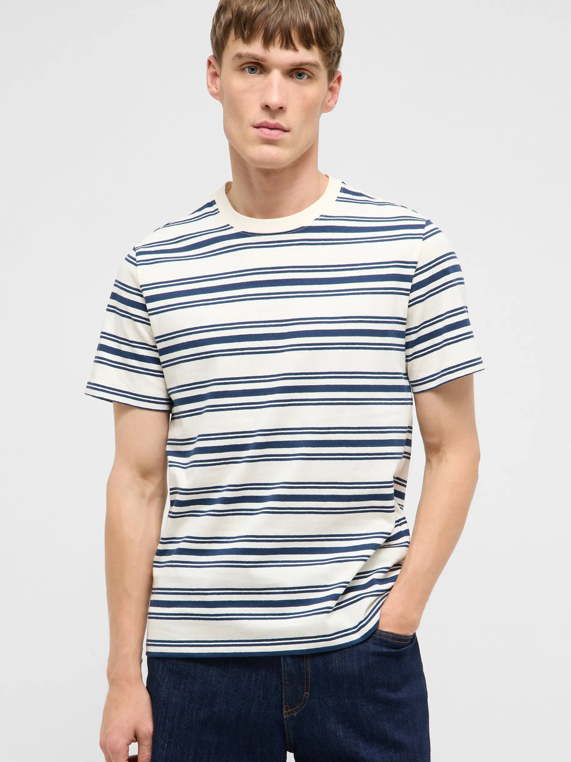 Mustang Herren T-Shirt in weiß blau - Ärmel: Halbarm