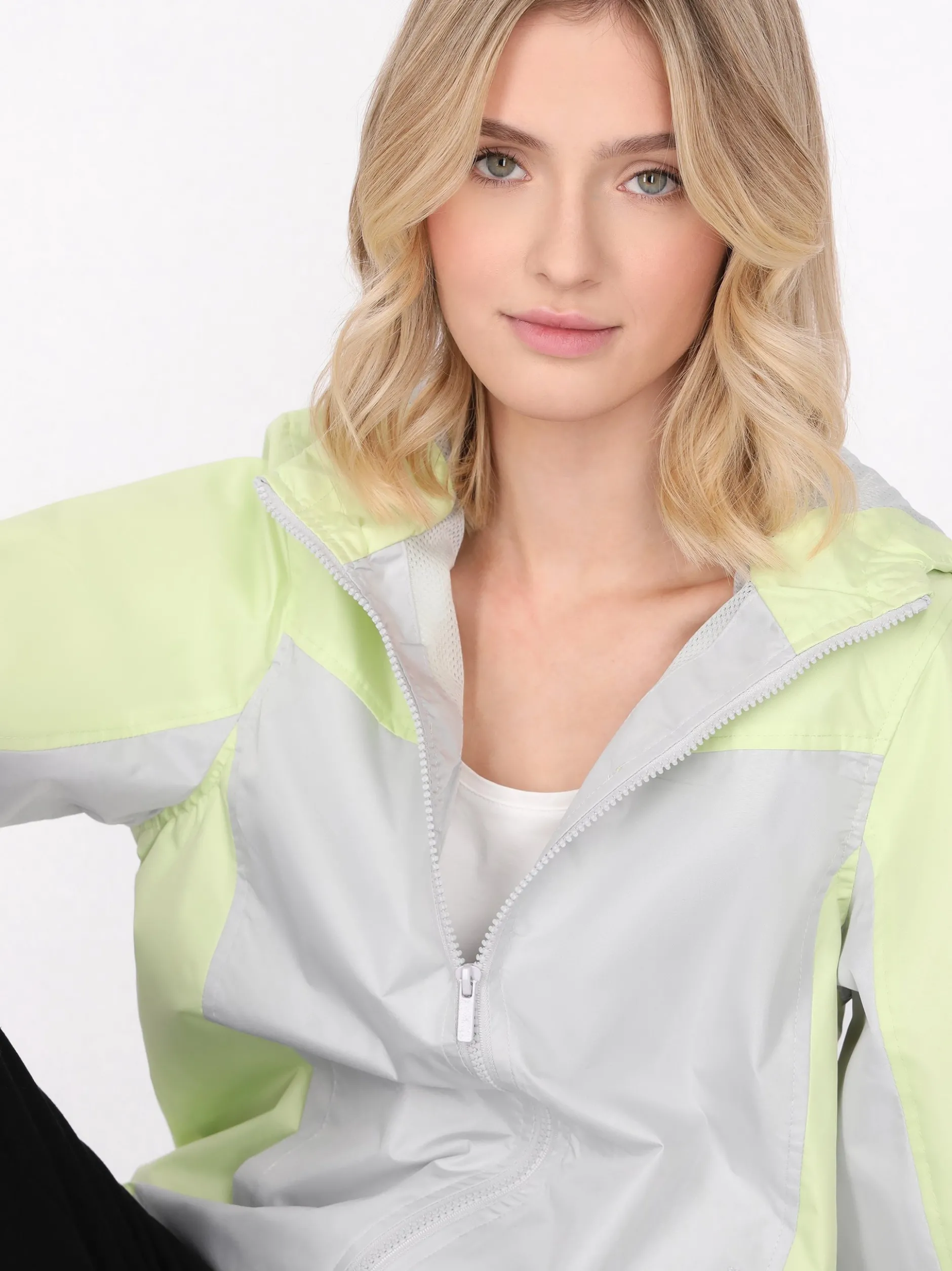 MyMo Damen Jacke in grau