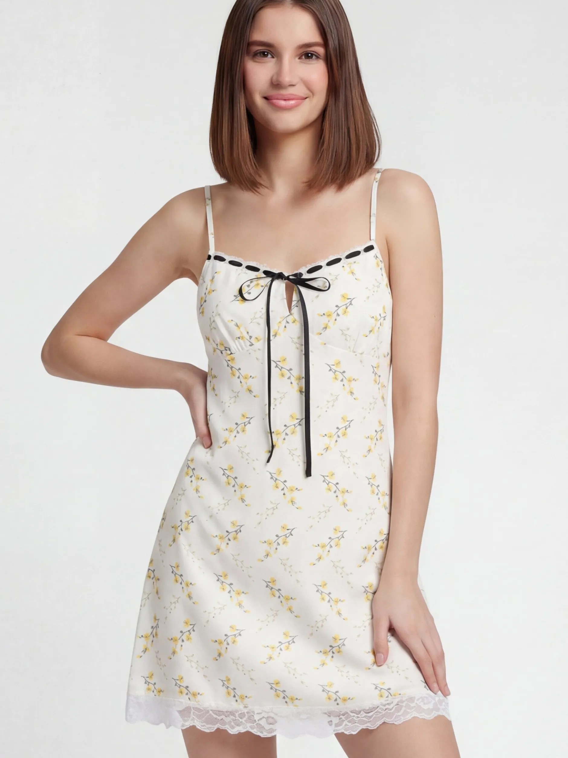 MyMo Damen Kleid in weiß - Länge: mittel