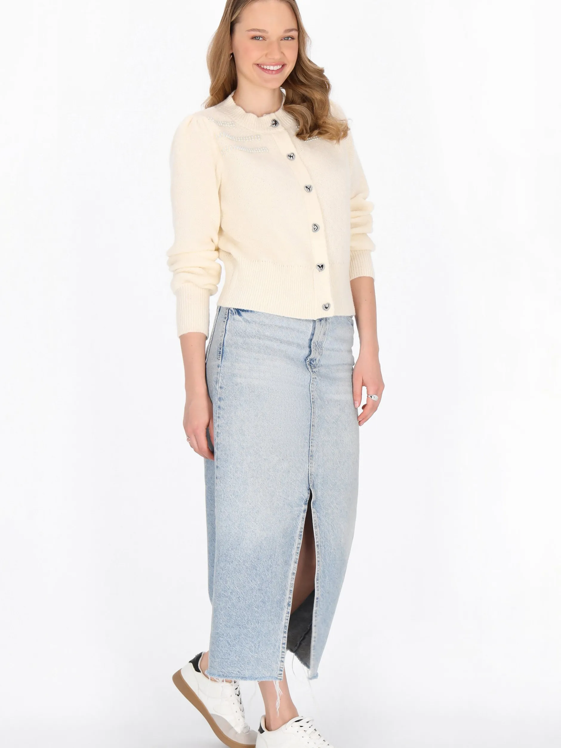 MyMo Damen Strickjacke in weiß - Ausschnitt: Rundhals