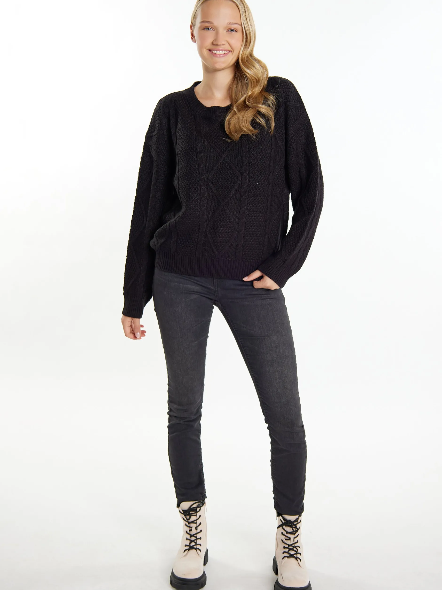 MyMo Damen Strickpullover in schwarz