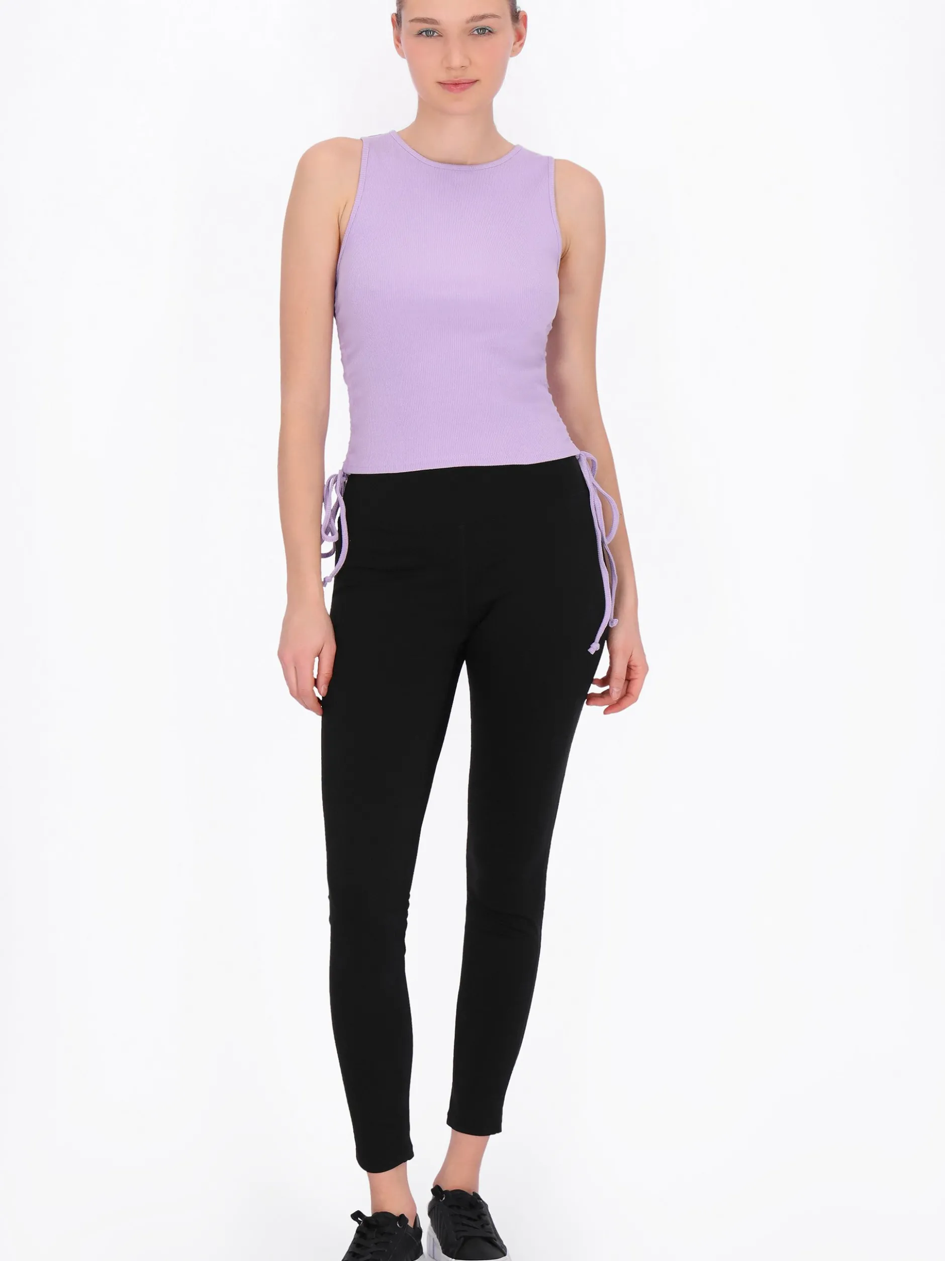 MyMo Damen Top in purple - Ausschnitt: Rundhals