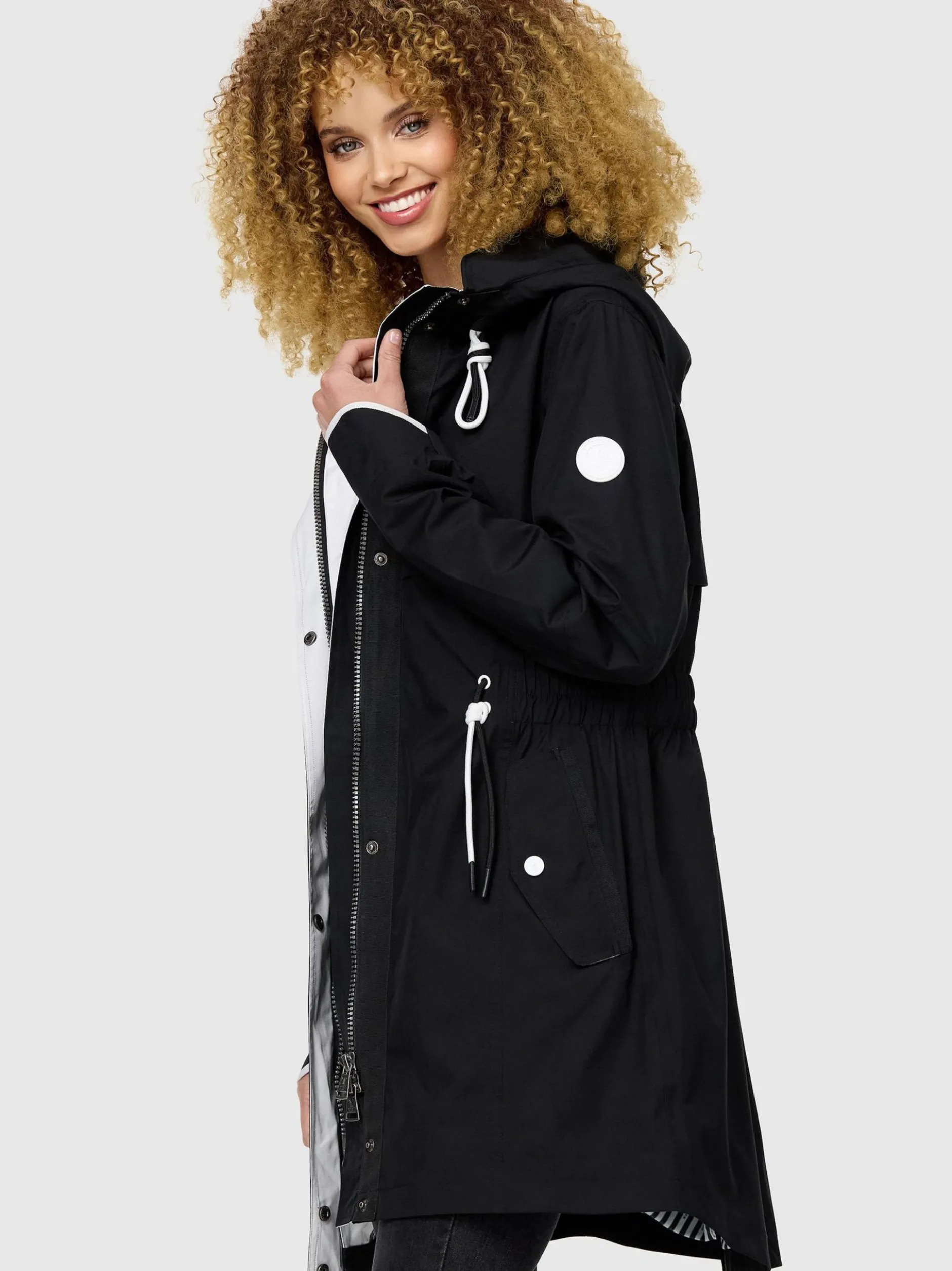 Navahoo Damen Kurzmantel - Xankaa in schwarz