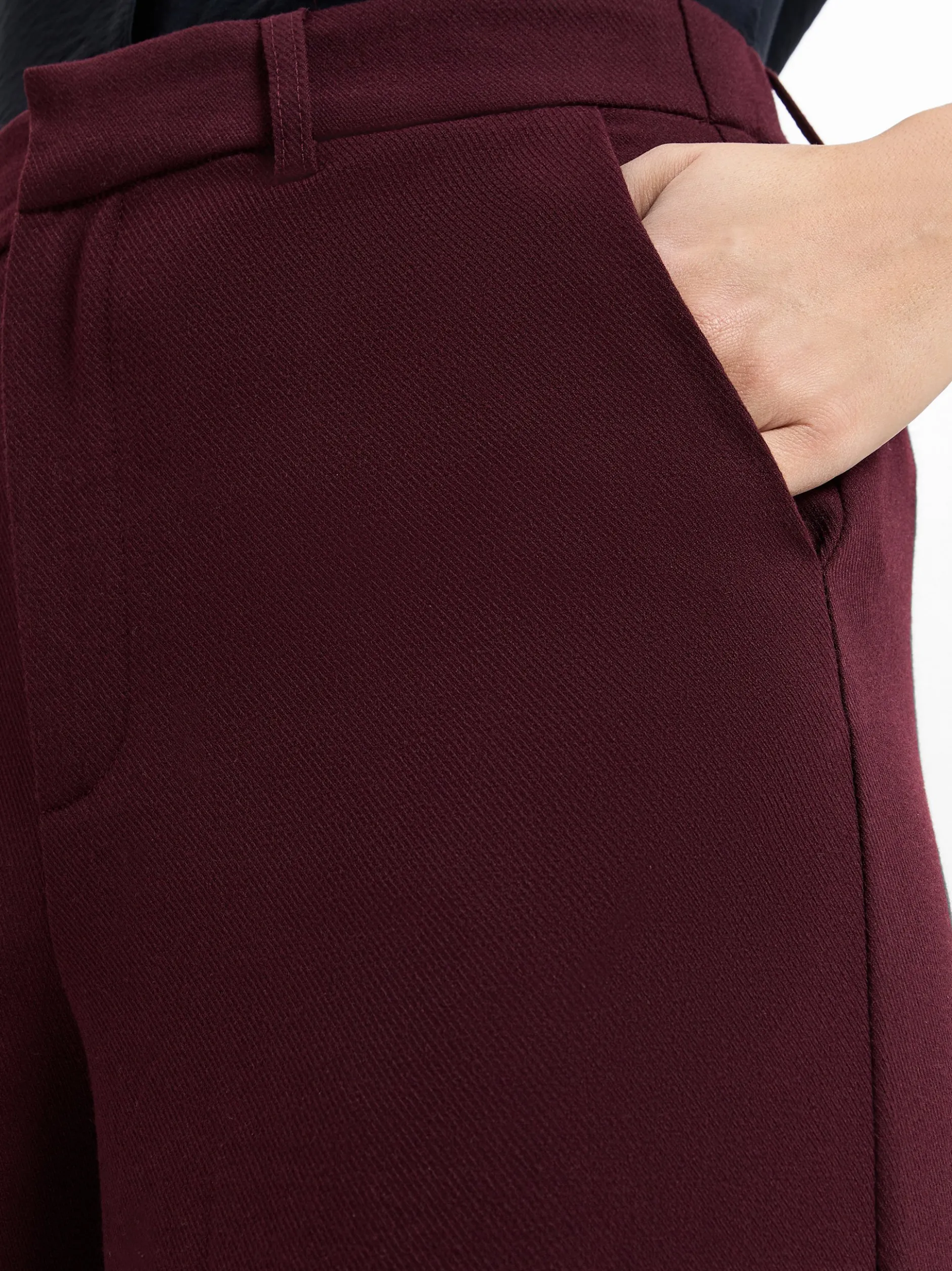 Neo Noir Damen Stoffhose in aubergine - Länge: lang