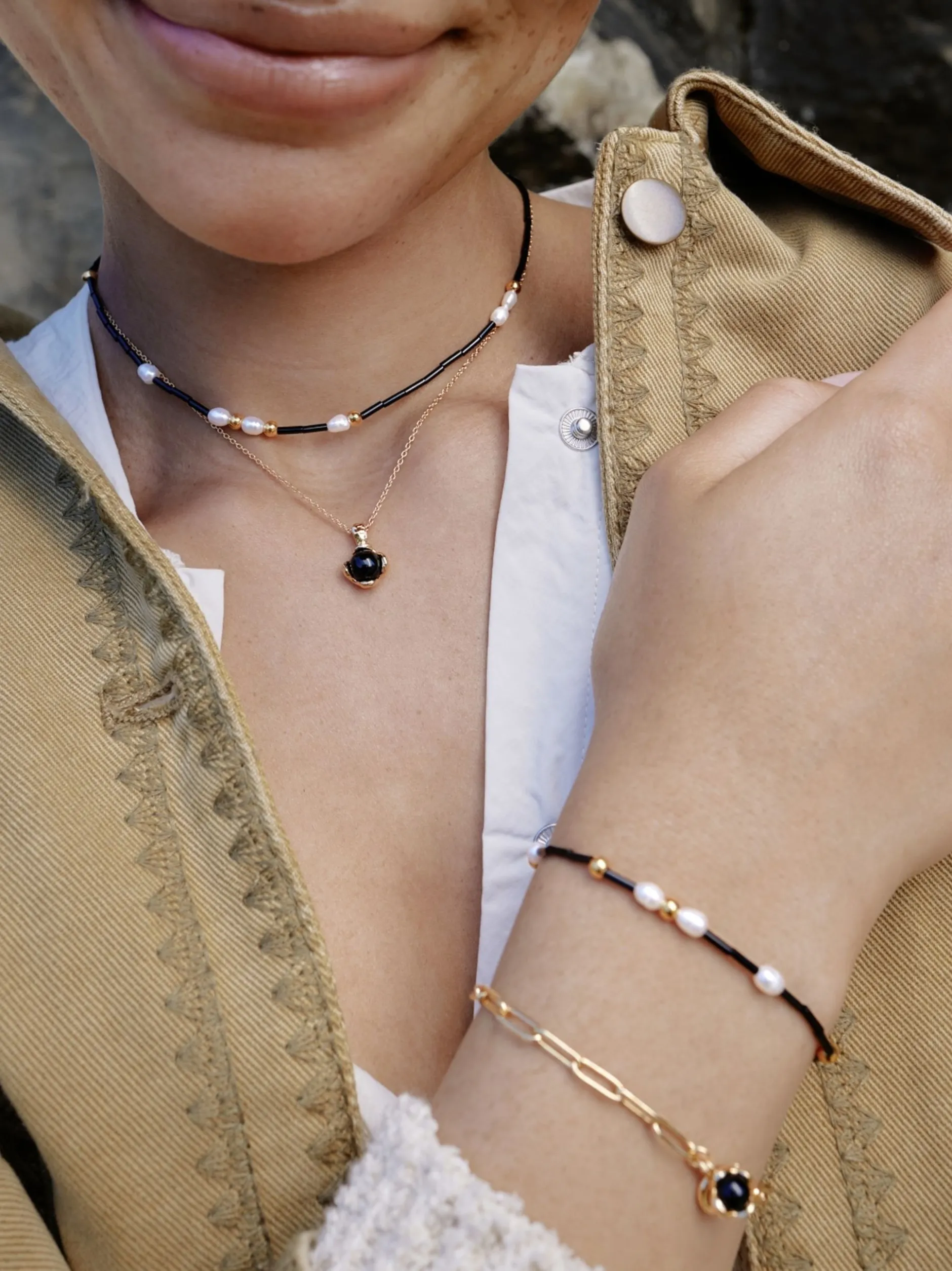 NOELANI Damen Armband in gold