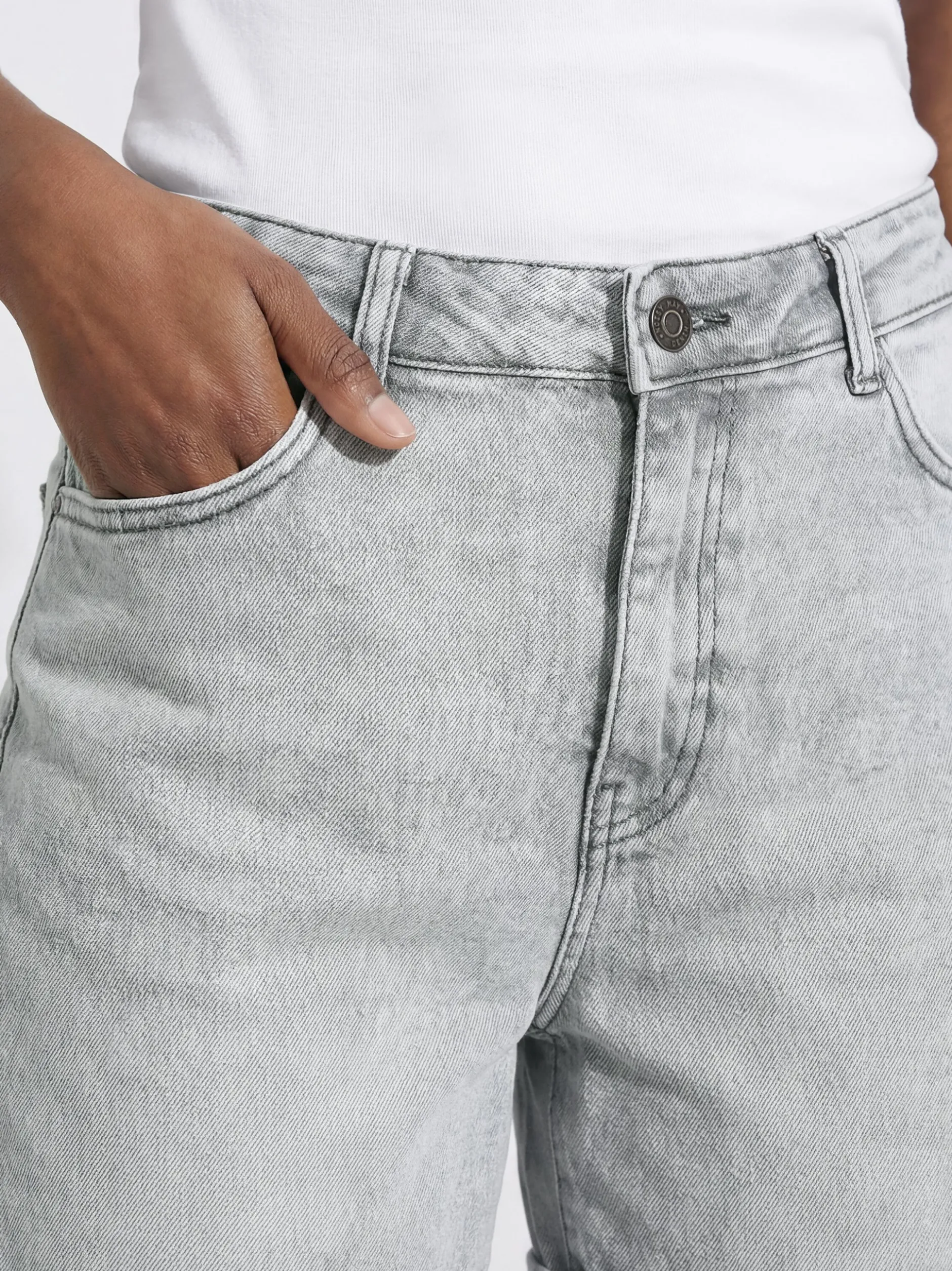 Noisy May Damen Jeansshorts - NMMoni in hellgrau