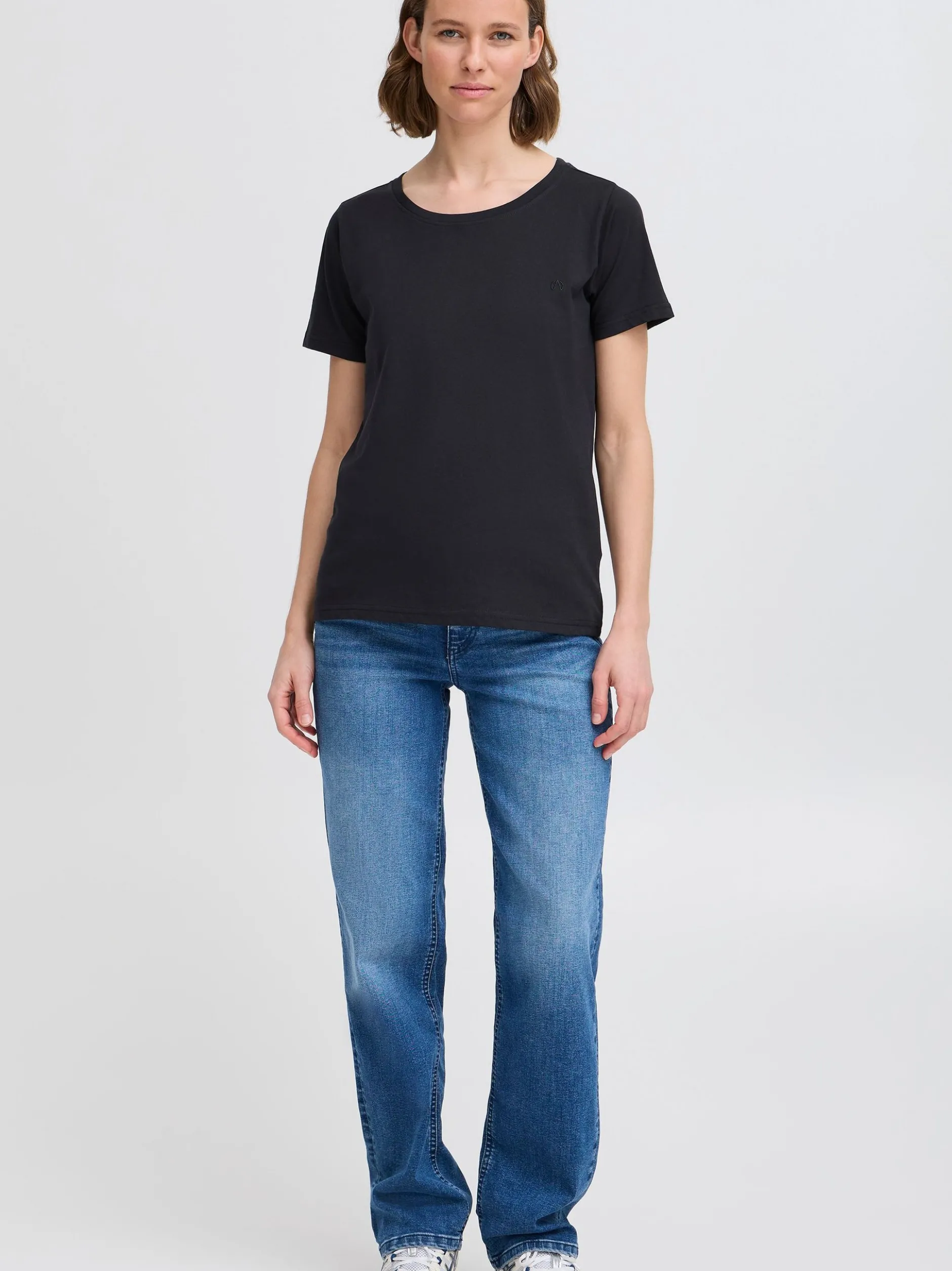 North Bend Damen Rundhalsshirt - NBGita in schwarz