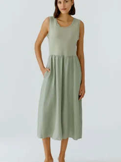 Oui Damen Midikleid in schilf - Ausschnitt: Rundhals