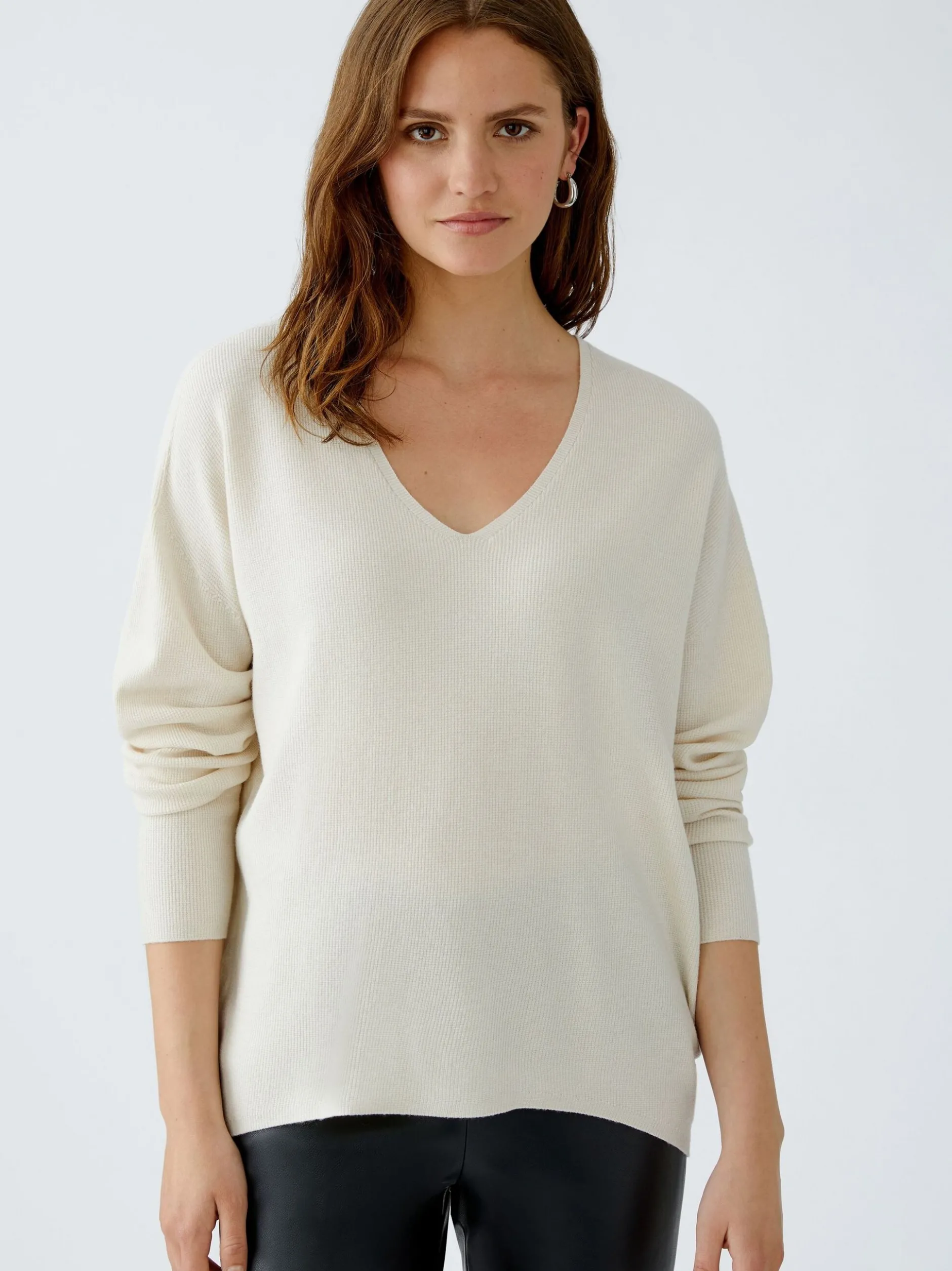 Oui Damen Pullover in weiß - Ausschnitt: V-Ausschnitt