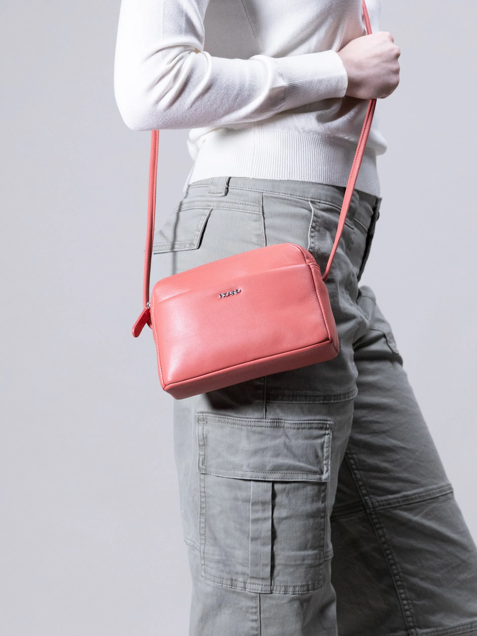 PICARD Damen Schultertasche - True in mehrfarbig