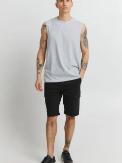 11 Project Herren Cargoshorts - PRGarikko in schwarz