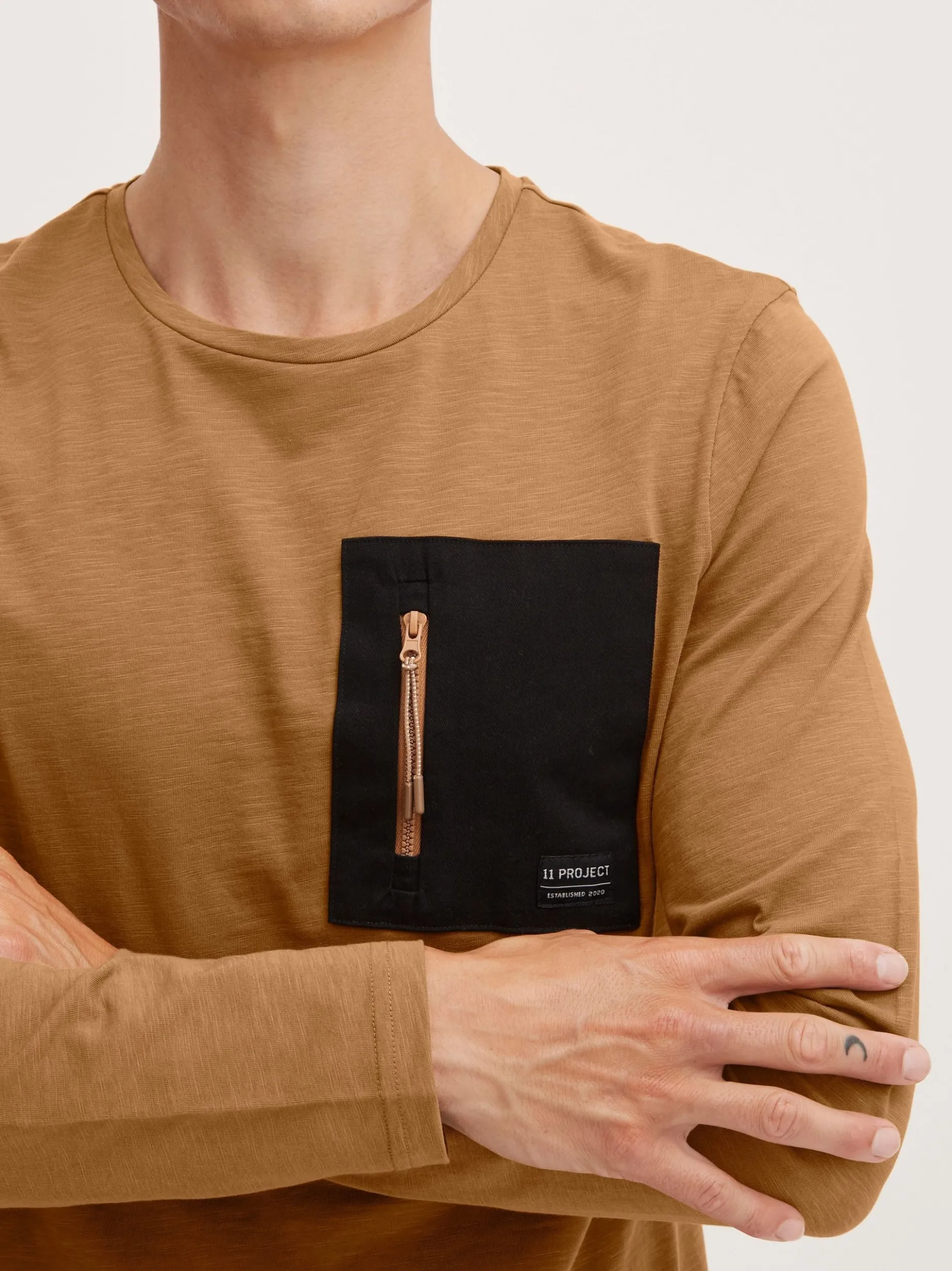 11 Project Herren Langarmshirt- PRFrodin in braun
