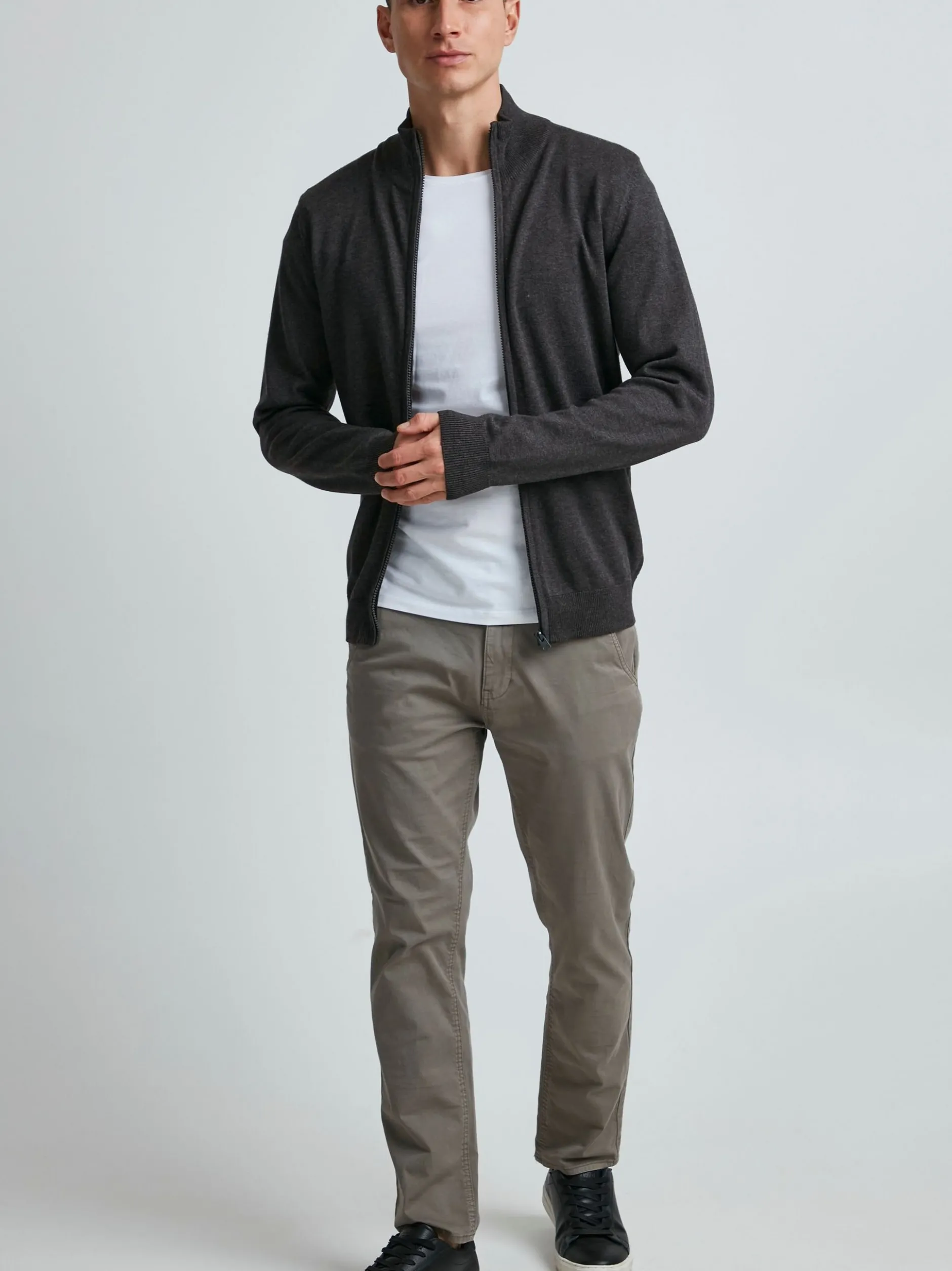 11 Project Herren Strickjacke - PRMelker in anthrazit