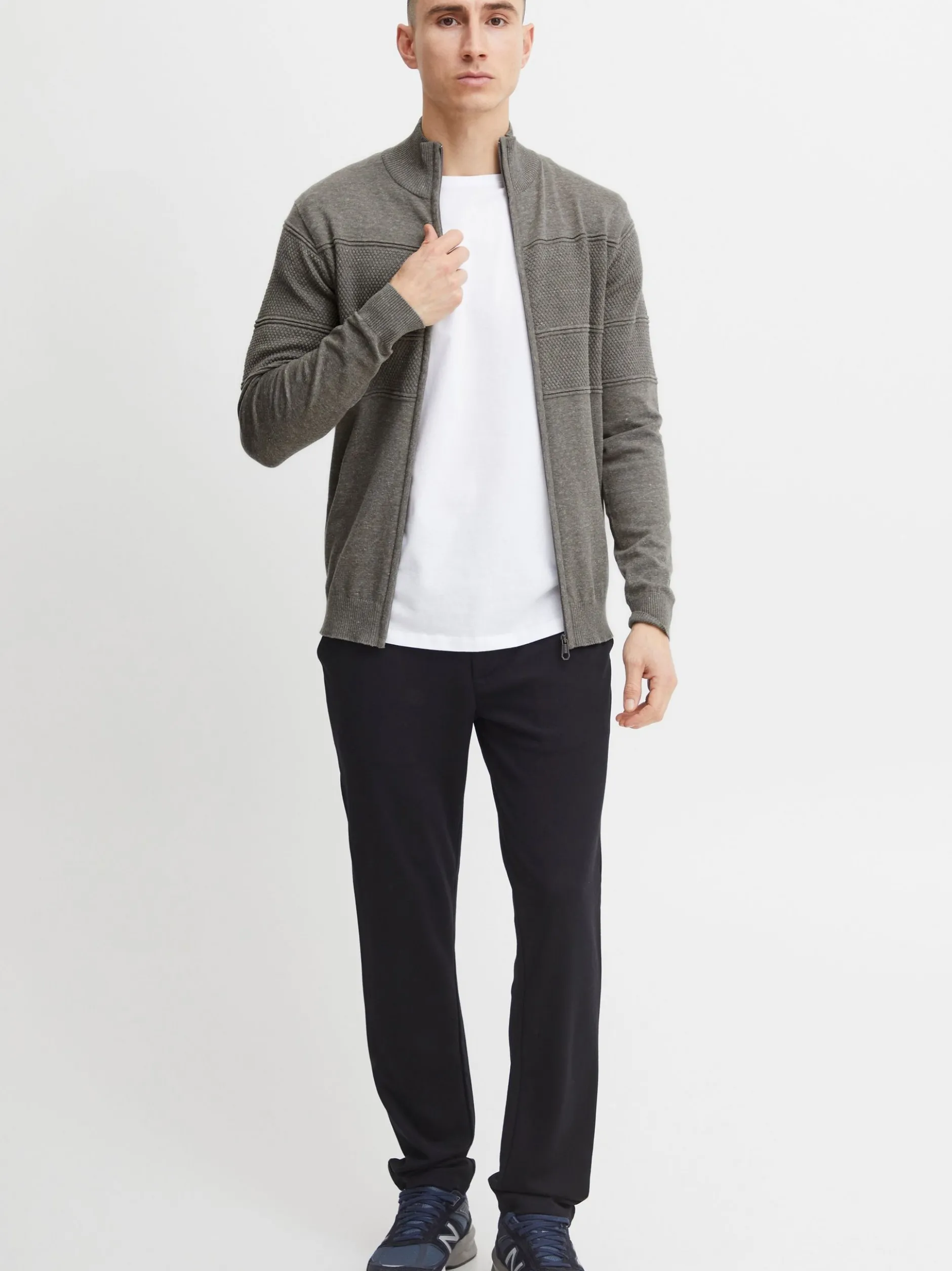 11 Project Herren Strickjacke - PRYannik in grau