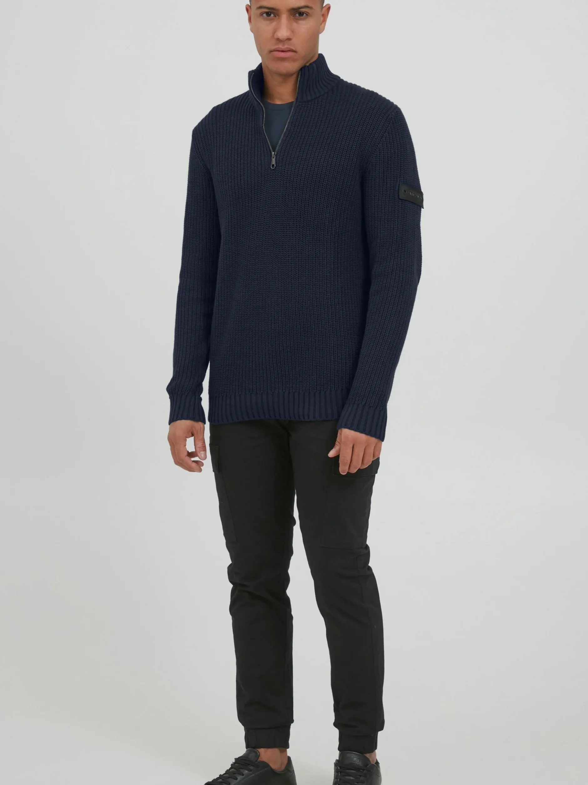 11 Project Herren Troyer - PRXanthos in blau