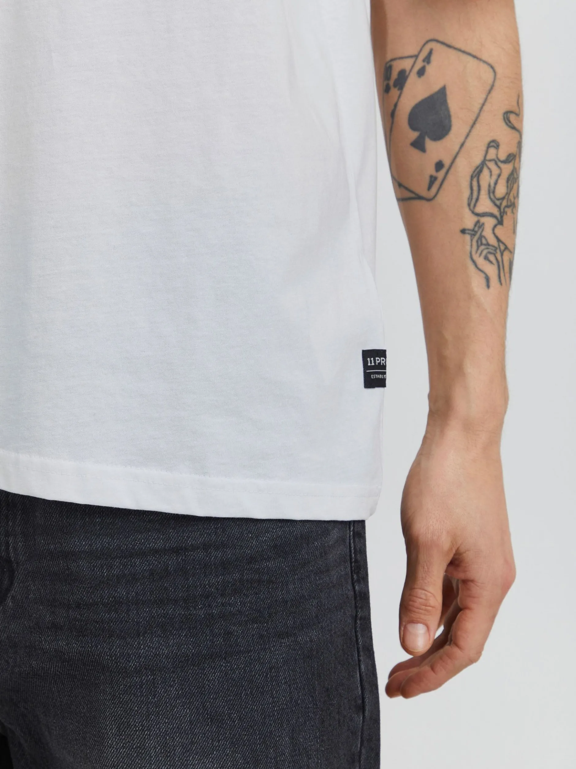11 Project Herren T-Shirt - PRBriggs in weiß