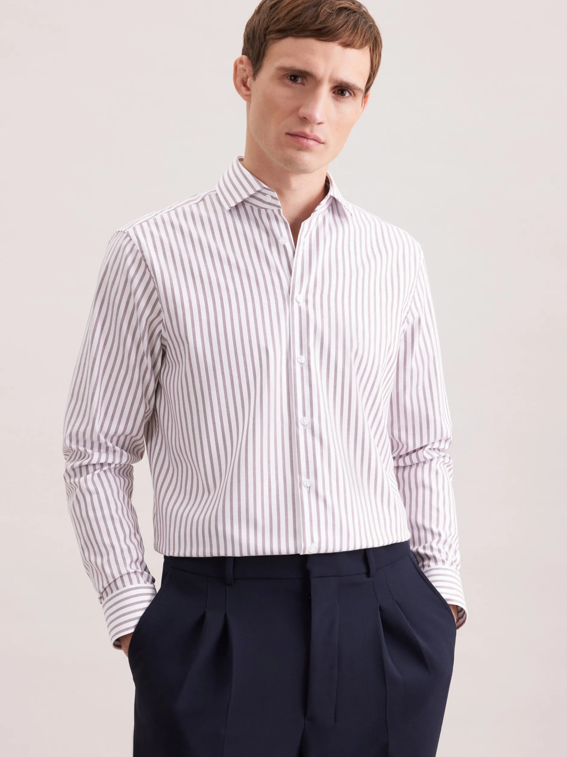Seidensticker Herren Business Hemd - Regular Fit in weiß braun