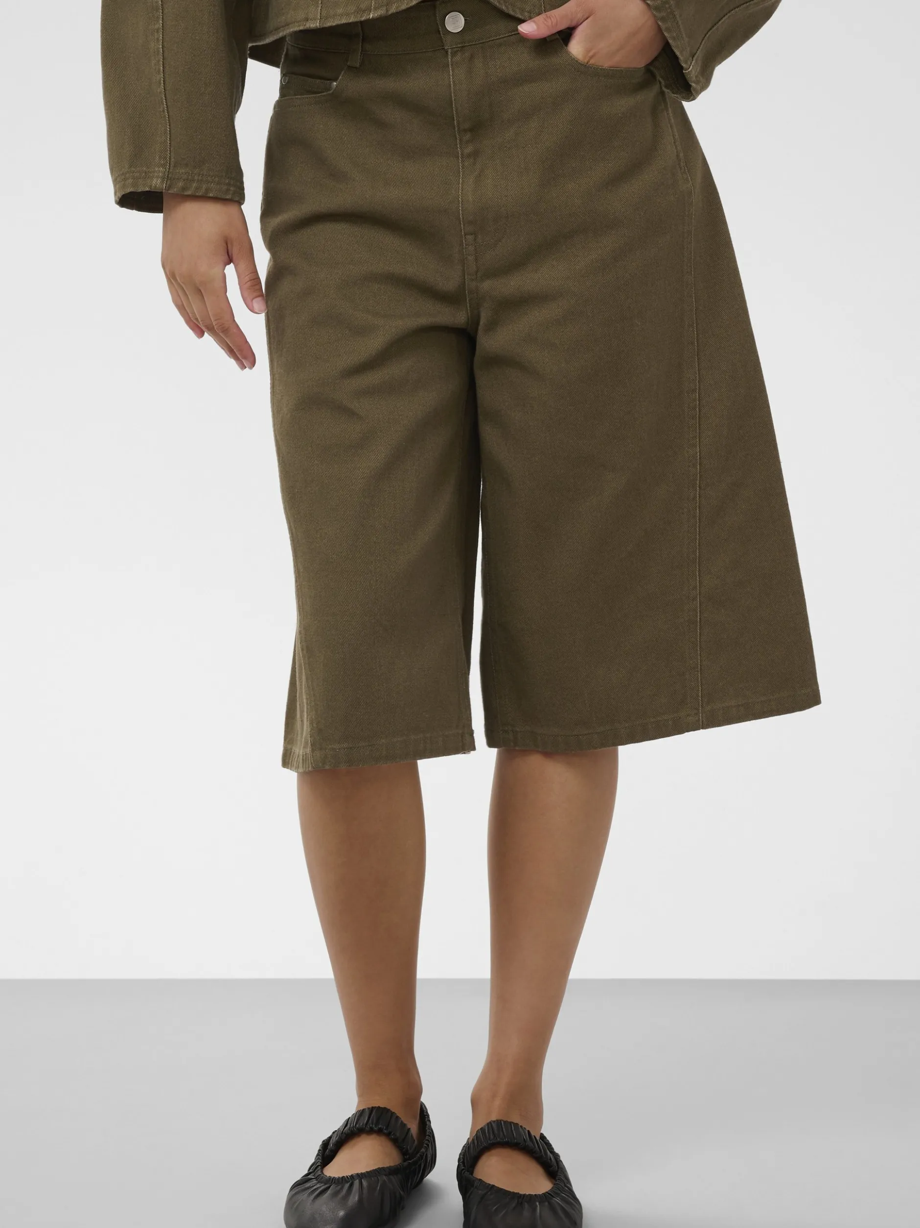 Soaked in Luxury Damen Shorts SLSanaga in khaki