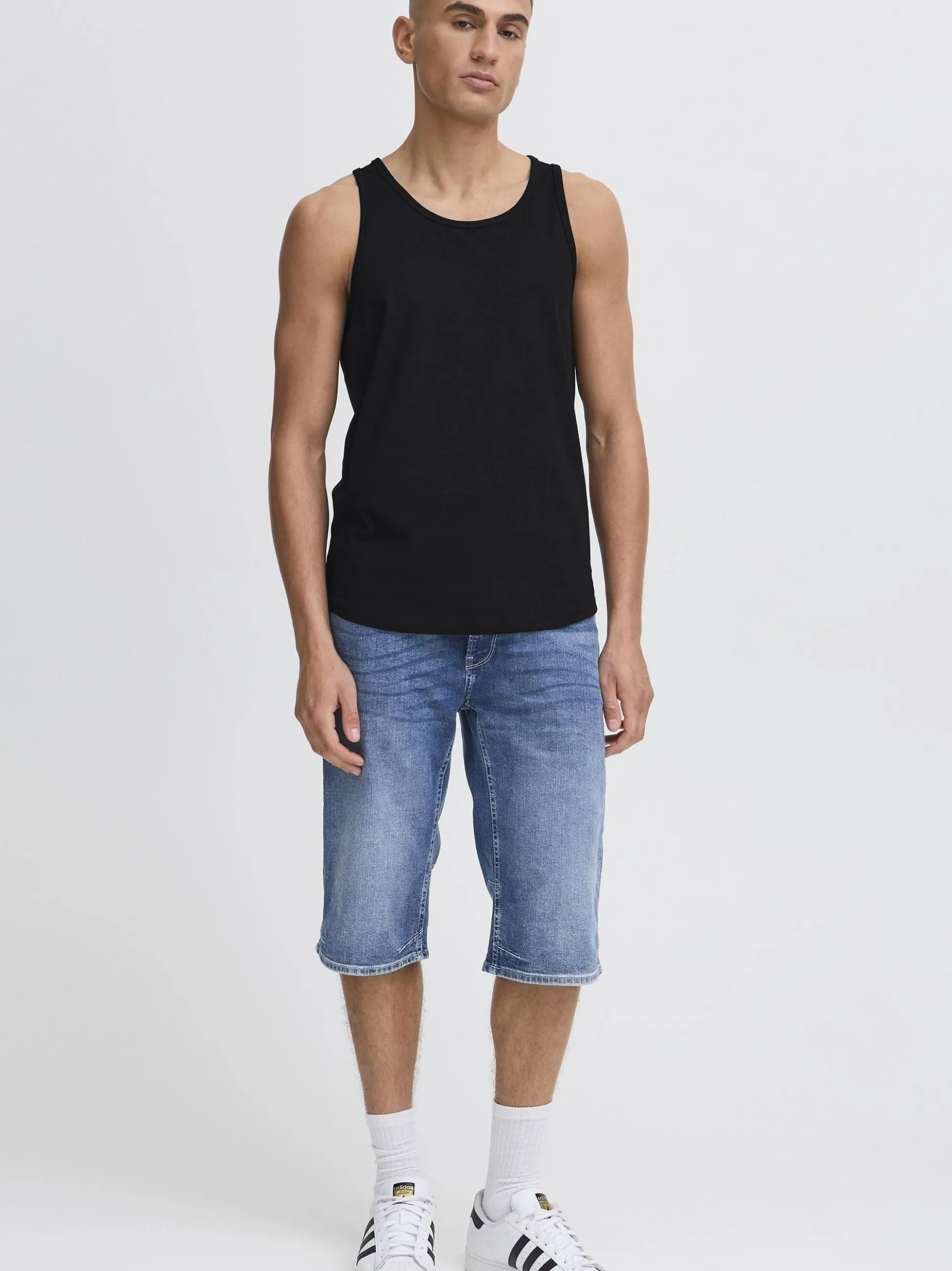 Solid Herren Rundhalsshirt - SDJulisto in schwarz