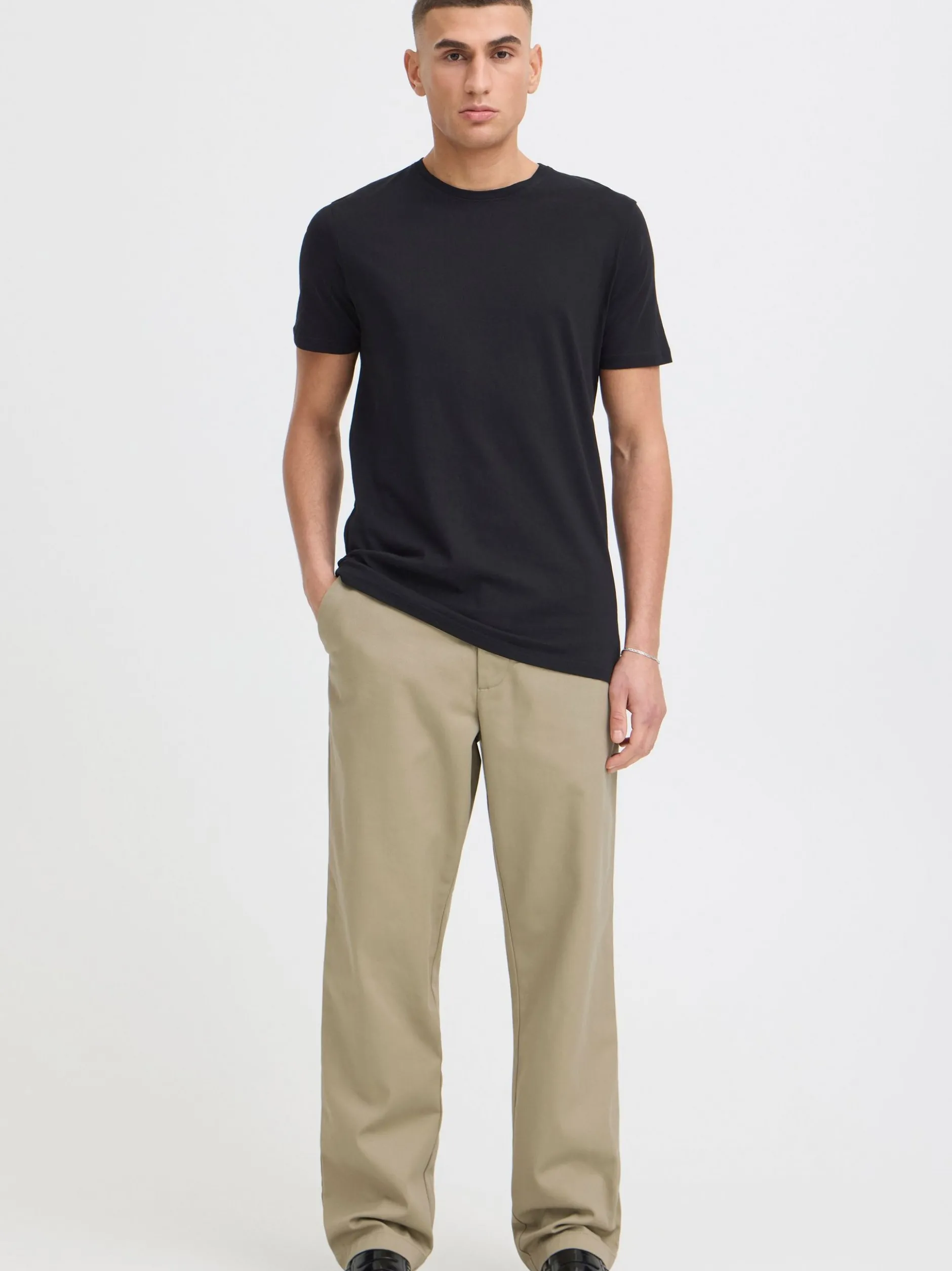 Solid Herren Stoffhose in beige