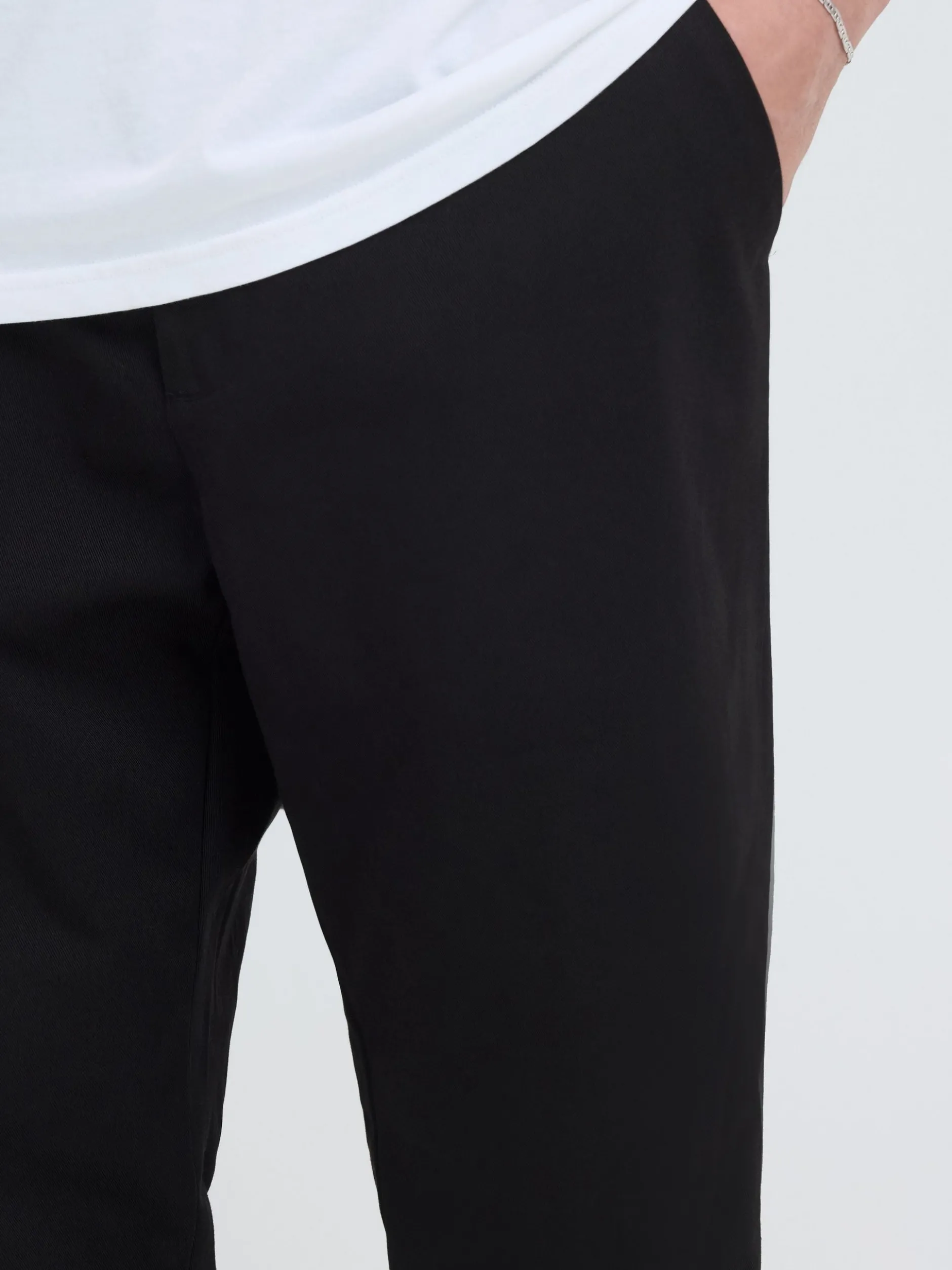 Solid Herren Stoffhose in schwarz