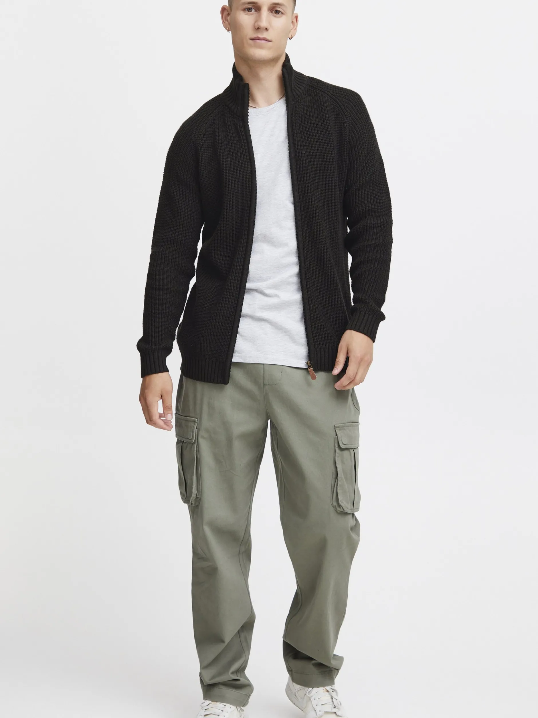 Solid Herren Strickjacke - SDXenos in schwarz