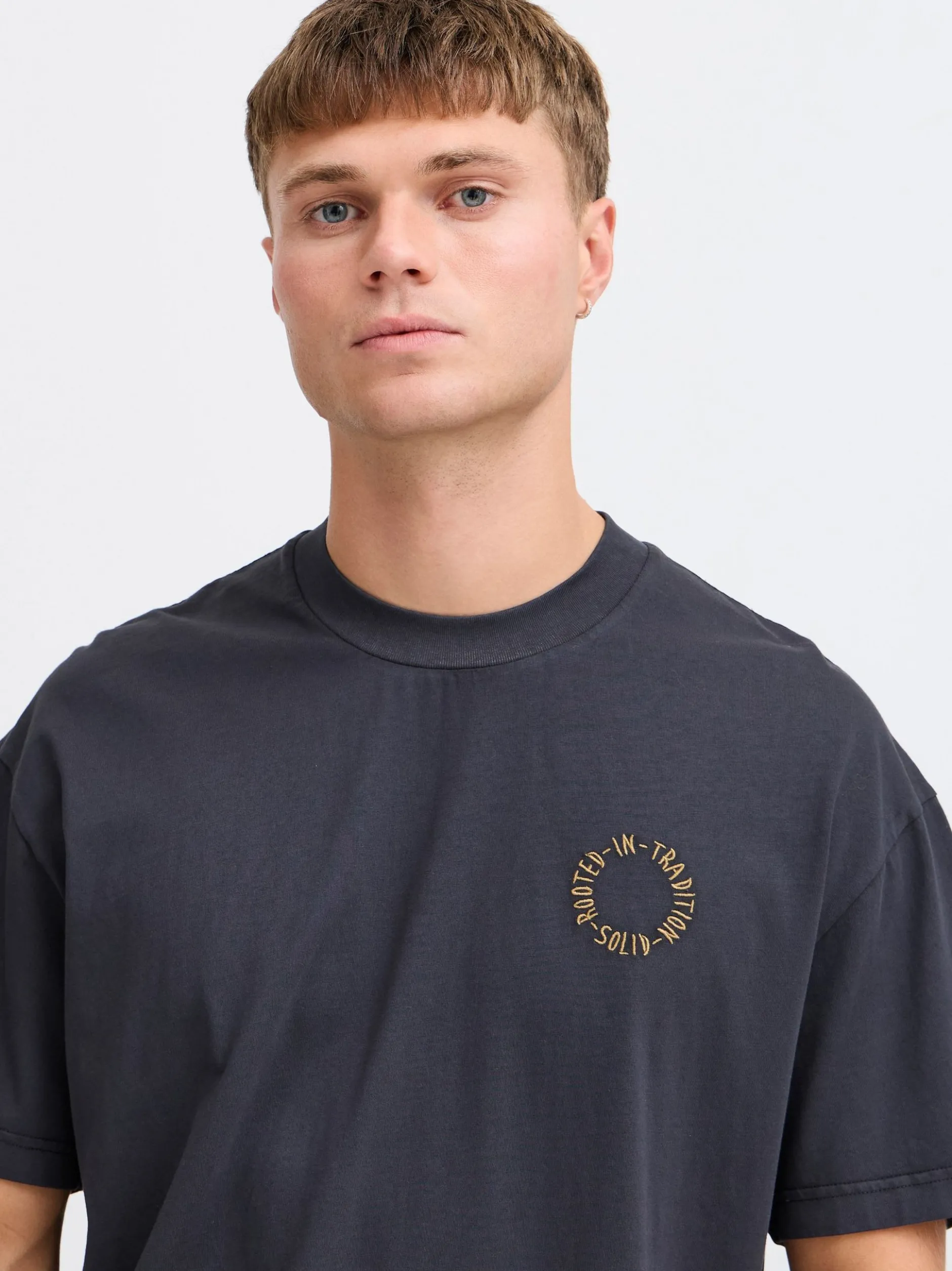 Solid Herren T-Shirt - SDNojus in schwarz