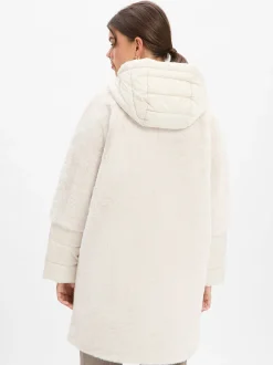 s.Oliver BLACK LABEL Damen Kunstfelljacke in ecru