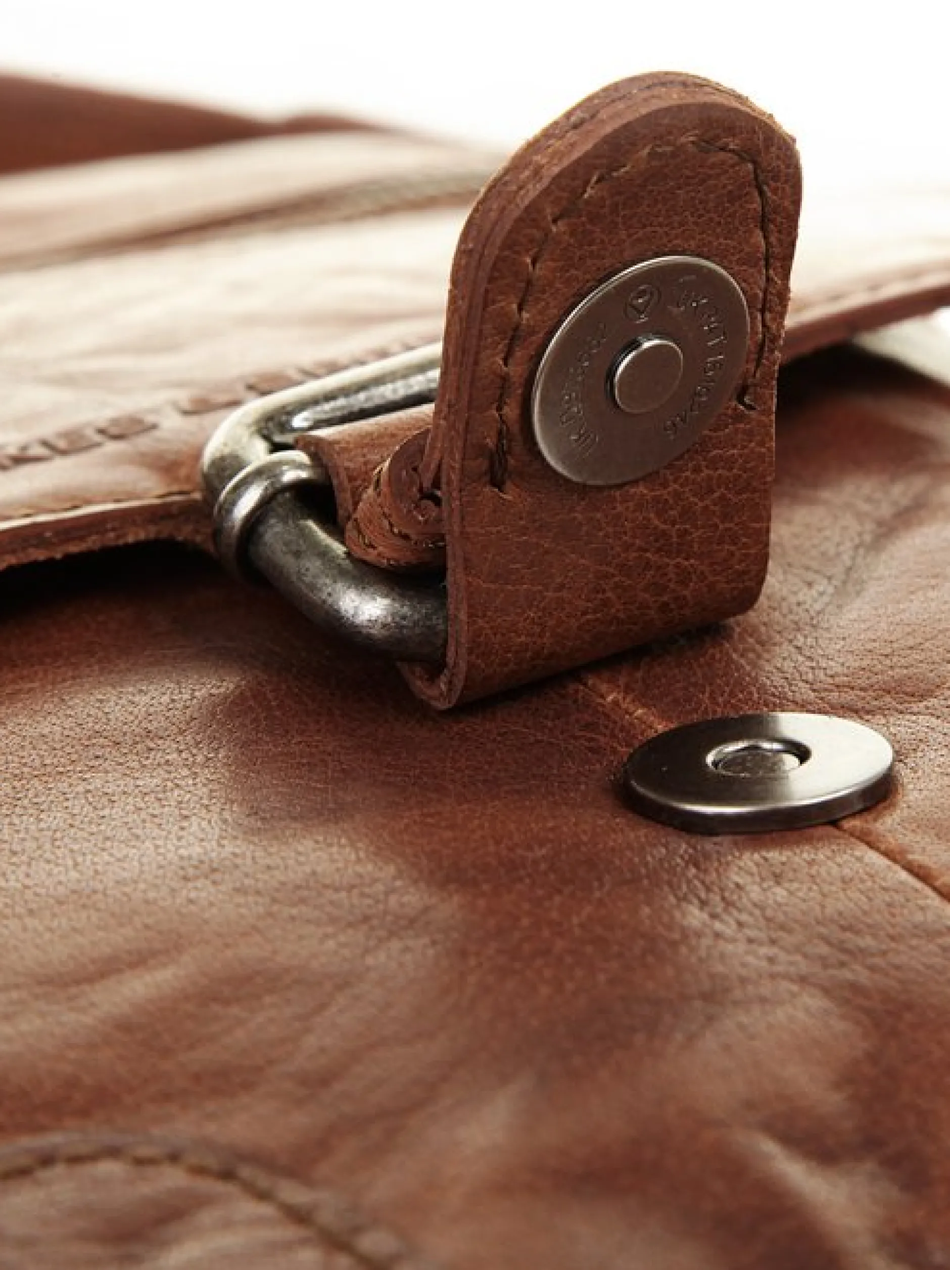 Spikes & Sparrow Unisex Umhängetasche in cognac