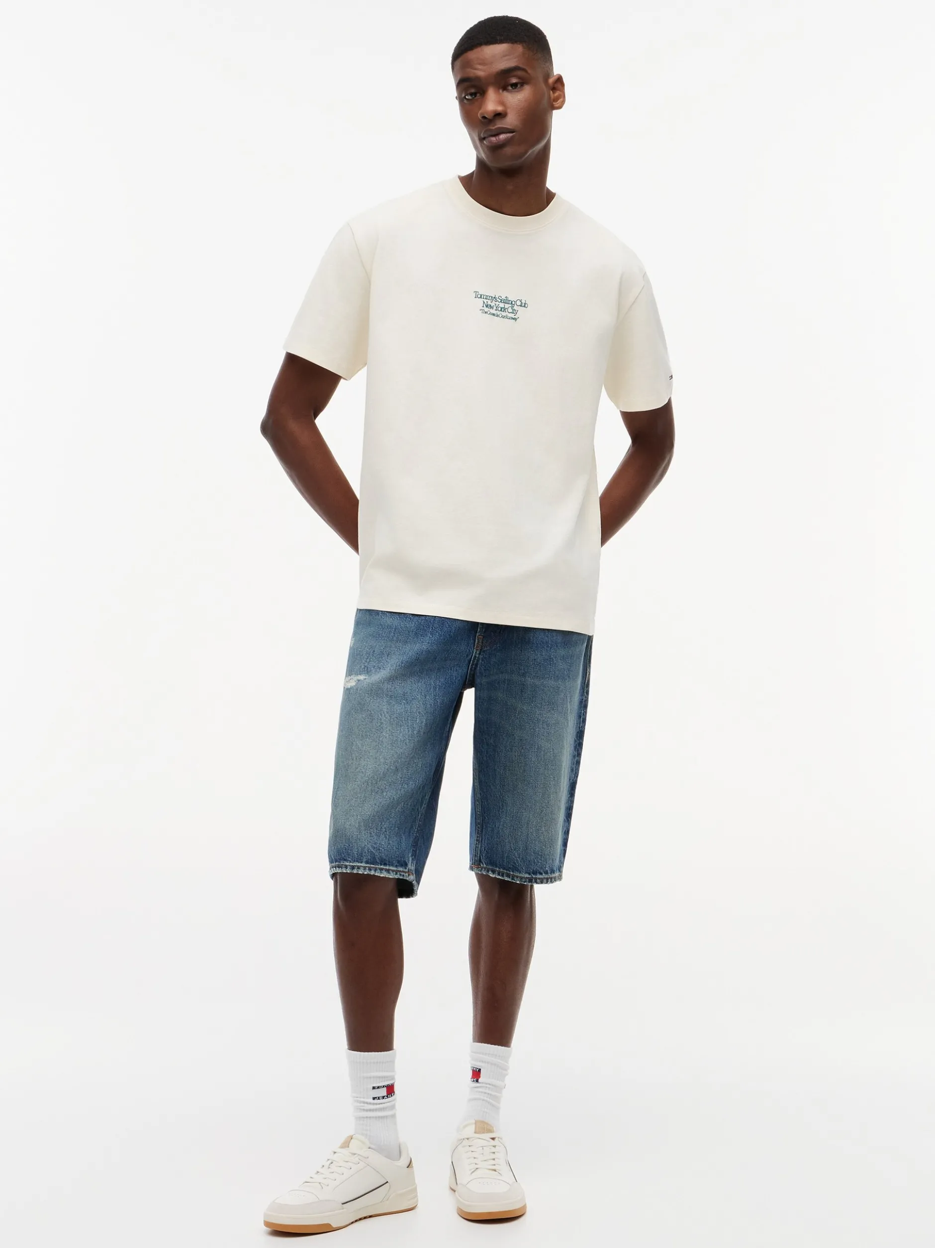 Tommy Jeans Herren T-Shirt in sand - Ärmel: kurzarm