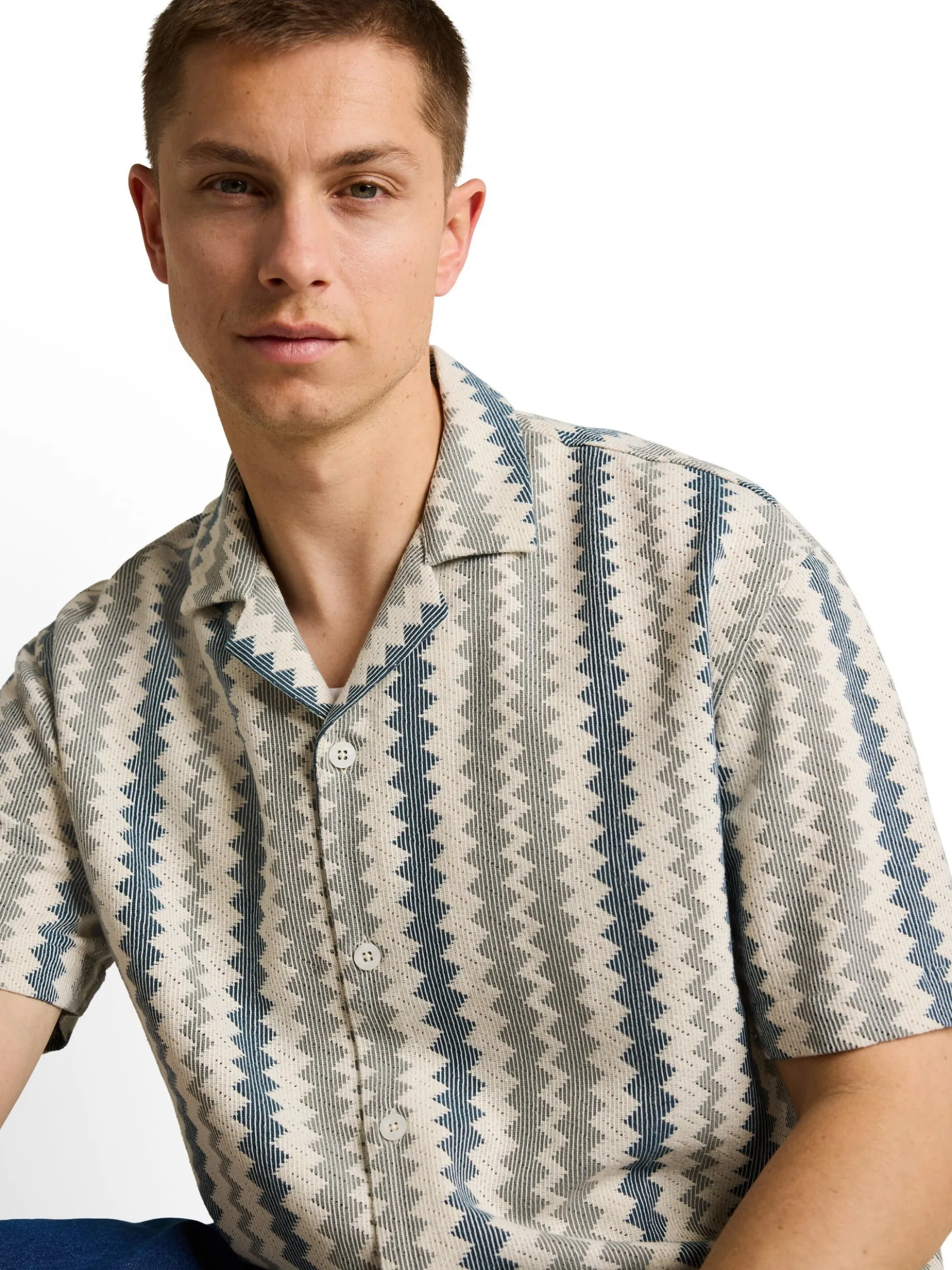 Tom Tailor Denim Herren Kurzarmhemd in beige indigo
