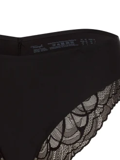 Triumph Damen Slip in schwarz