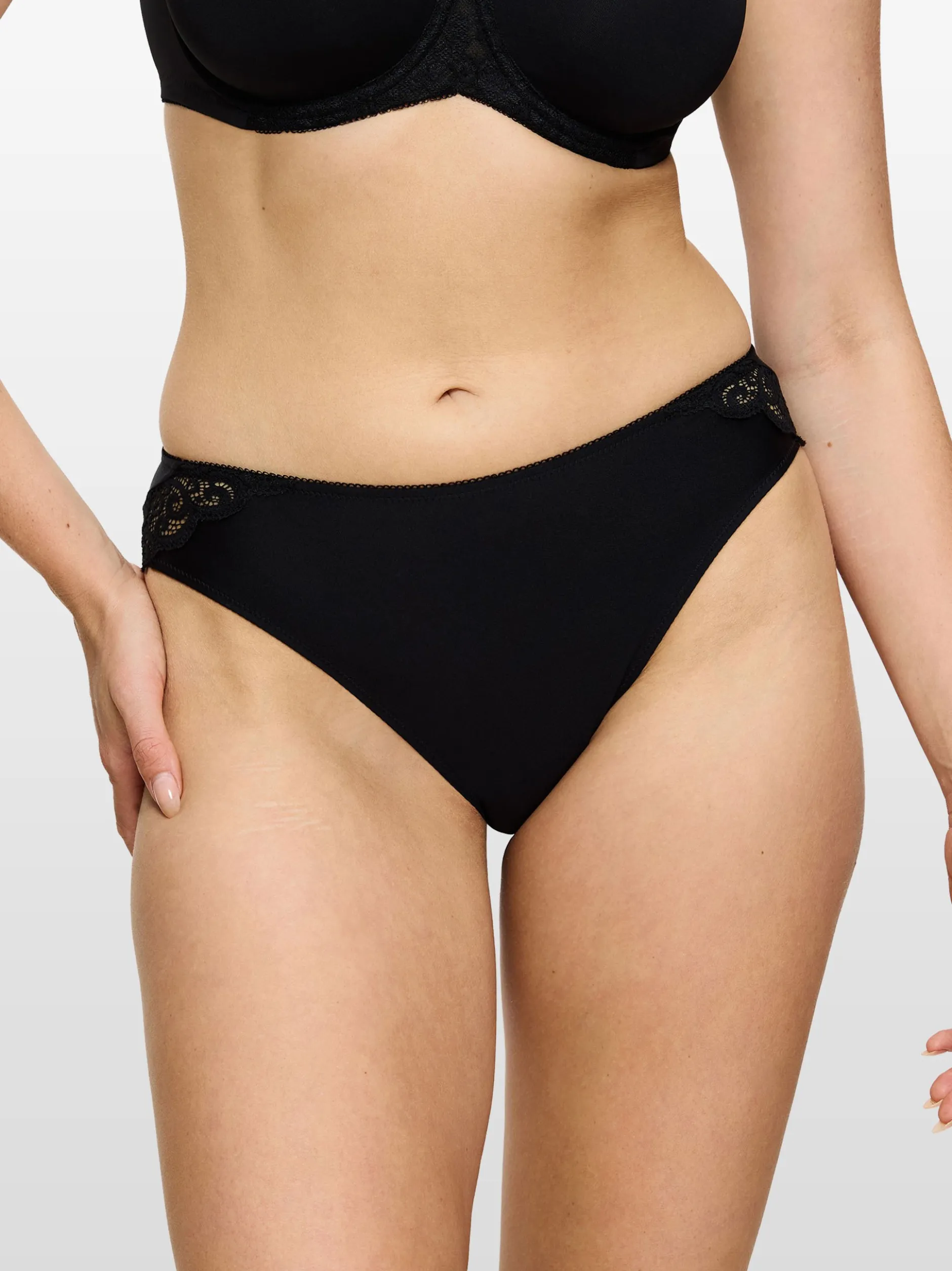 Triumph Damen Tai-Slip - Red Label Amourette in schwarz