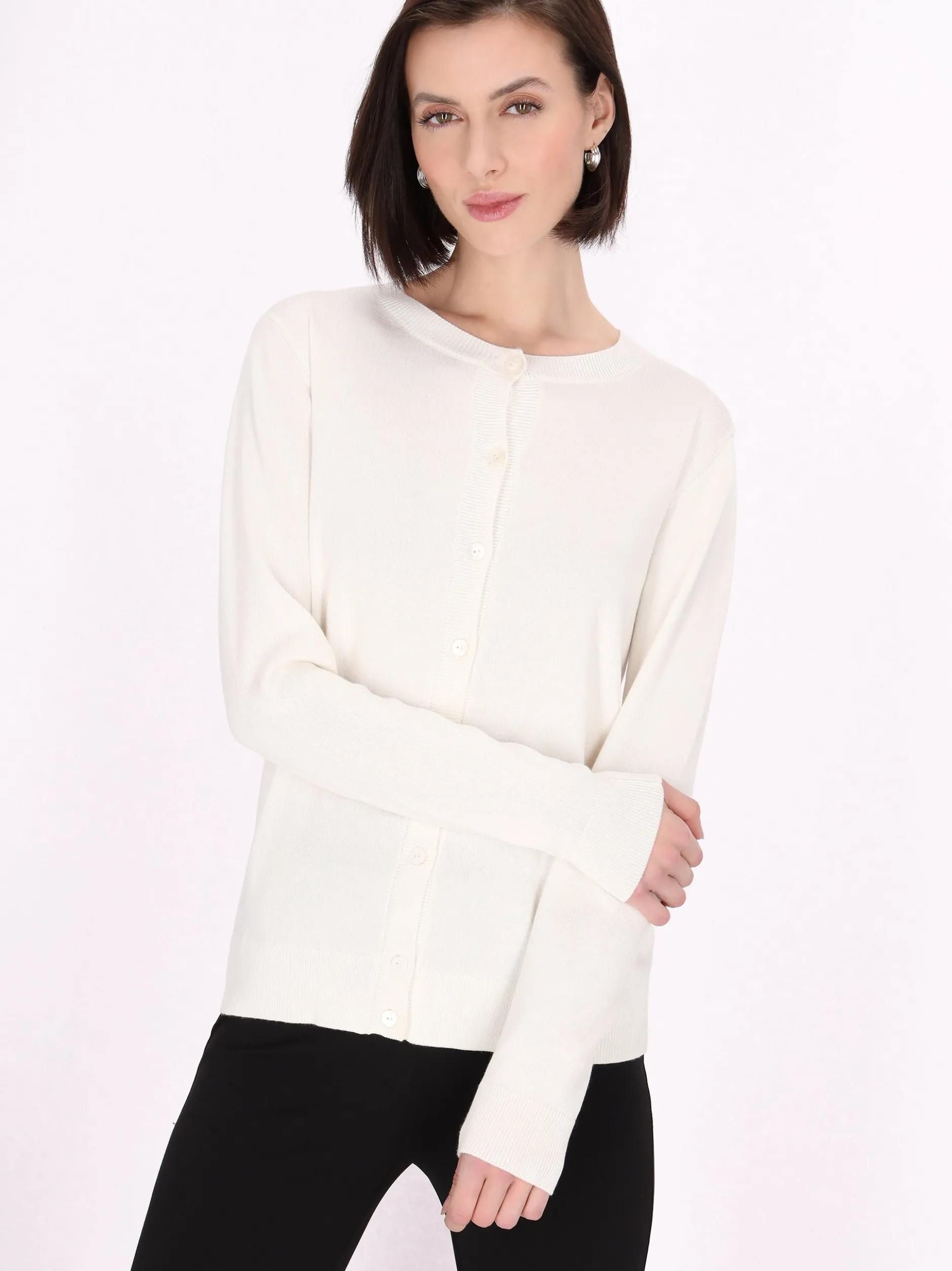 Usha Damen Strickjacke in beige - Ausschnitt: Rundhals
