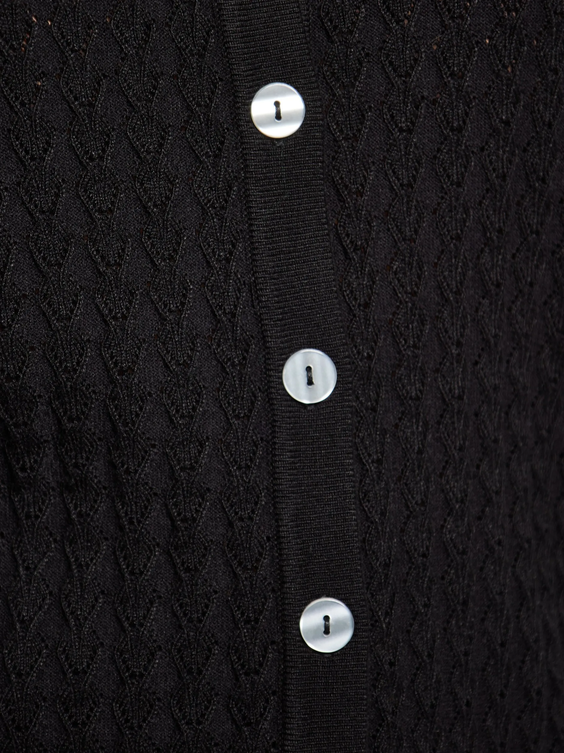 Usha Damen Strickjacke in schwarz - Ausschnitt: Rundhals