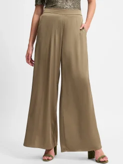 V by Vera Mont Damen Hose in oliv - Länge: lang