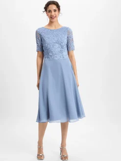 Vera Mont Damen Abendkleid in hellblau - Länge: midi
