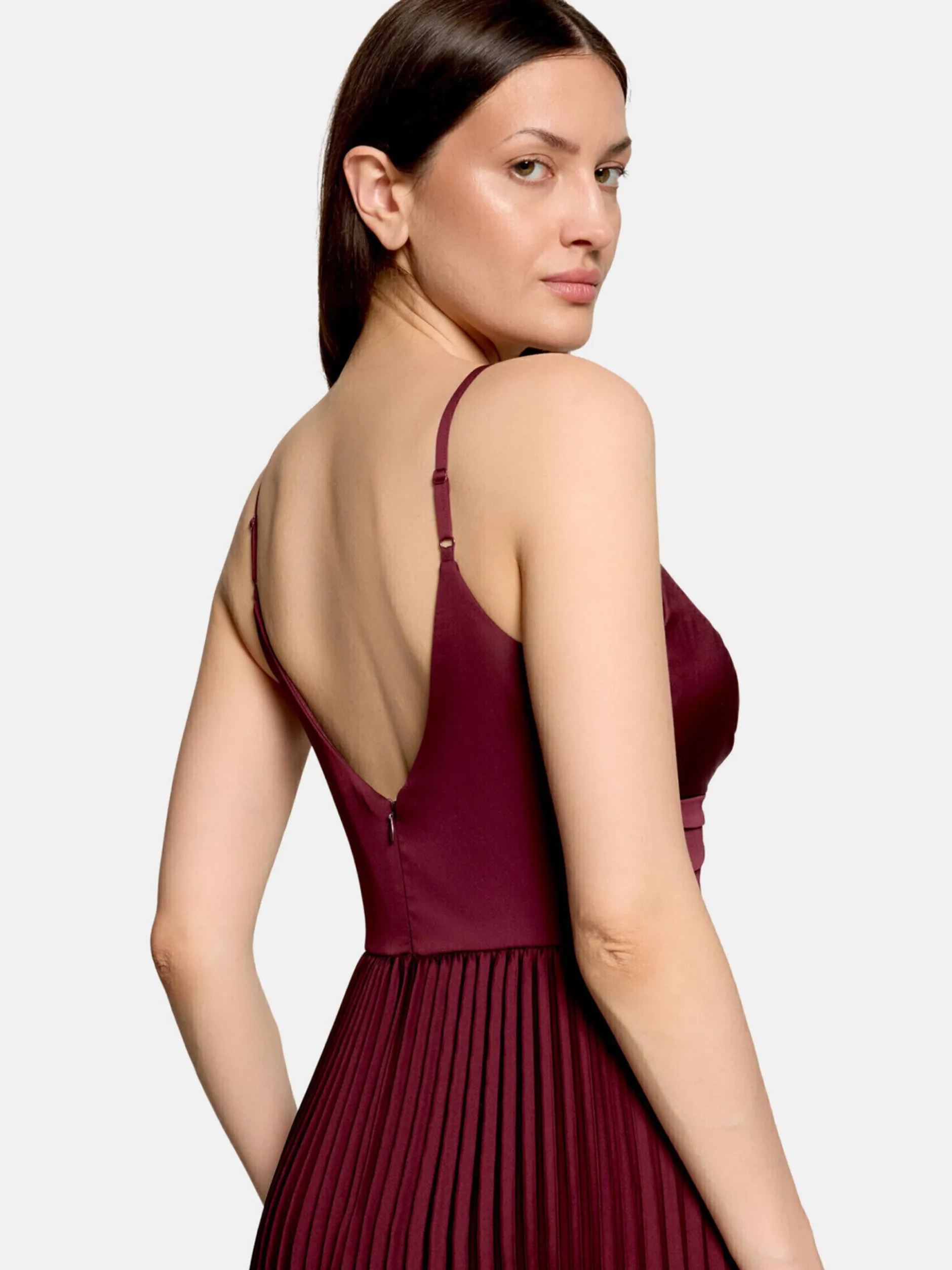 Vera Mont Damen Abendkleid in bordeaux