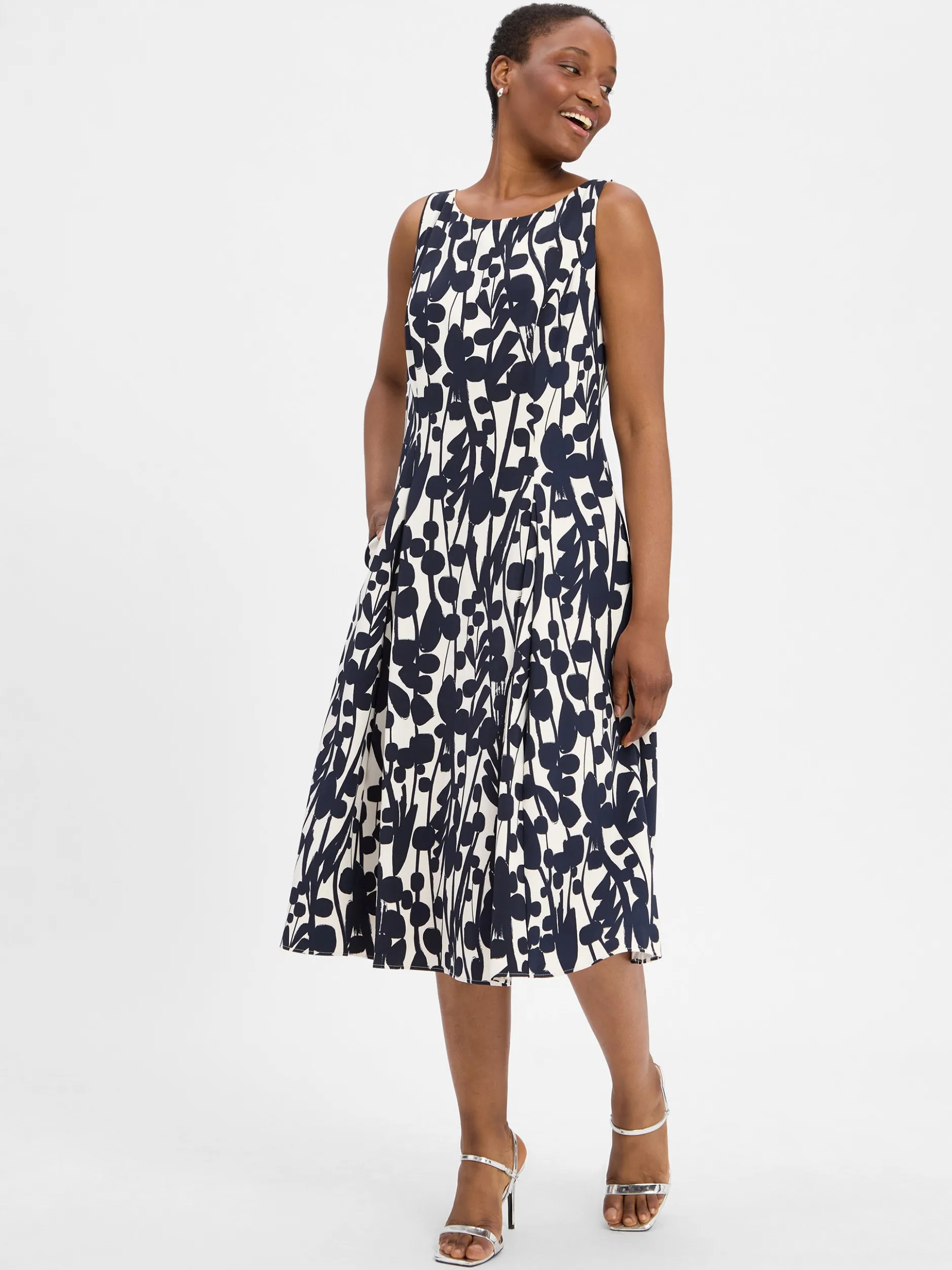 Vera Mont Damen Kleid in marine ecru - Ärmel: ohne Arm