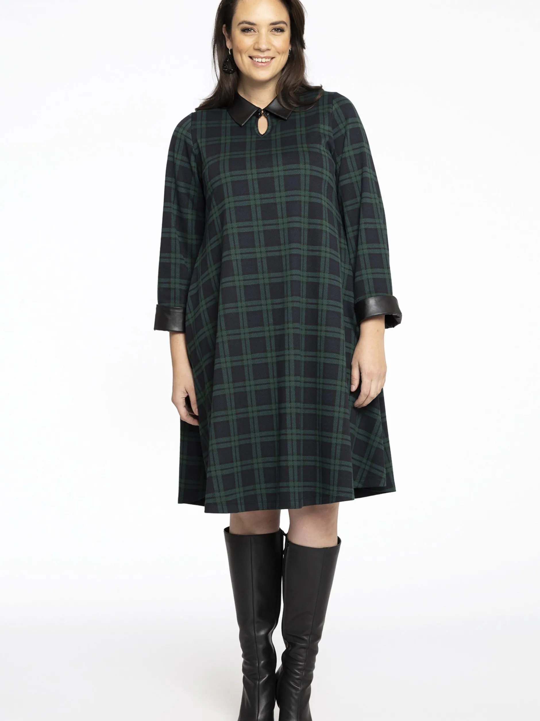 YOEK Damen Kleid in schwarz